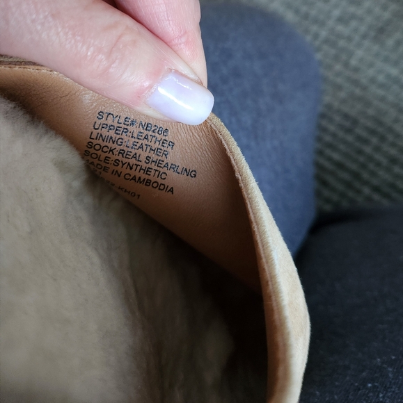 Madewell Suede Shearling Lined Mules, Size 9 - Picture 7 of 9